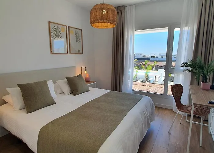 Serena Homes By Livvo *