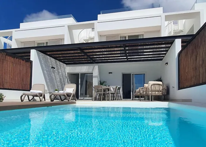 Serena Homes By Livvo *