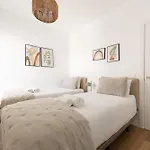 Serena Homes By Livvo Villa