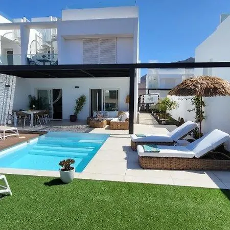 Villa Serena Homes By Livvo *