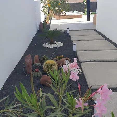 Serena Homes By Livvo Villa