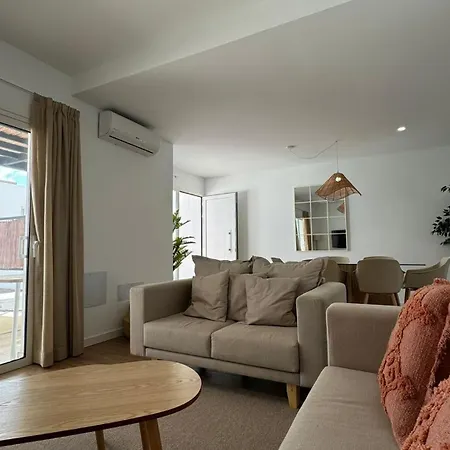 Serena Homes By Livvo Villa Playa Blanca