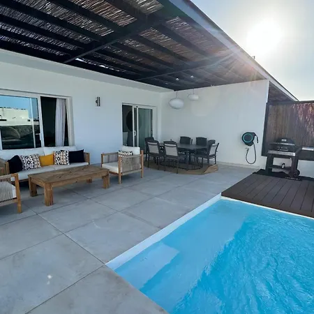 Serena Homes By Livvo Villa Playa Blanca