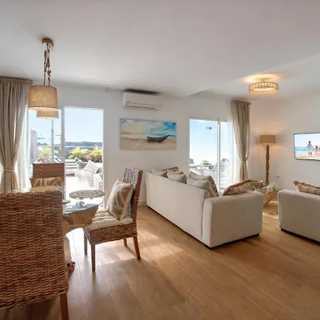 Serena Homes By Livvo Villa