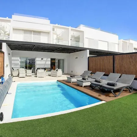 Serena Homes By Livvo Villa *