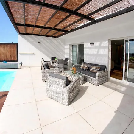 Serena Homes By Livvo Playa Blanca (Lanzarote)