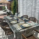 Serena Homes By Livvo *