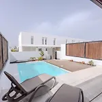 Serena Homes By Livvo Villa *