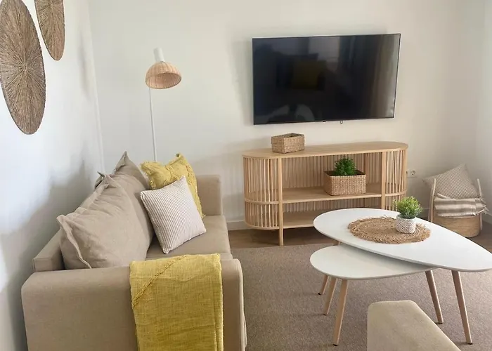 فيلة Serena Homes By Livvo