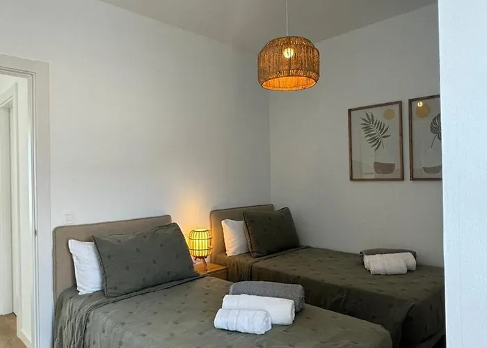 Serena Homes By Livvo فيلة