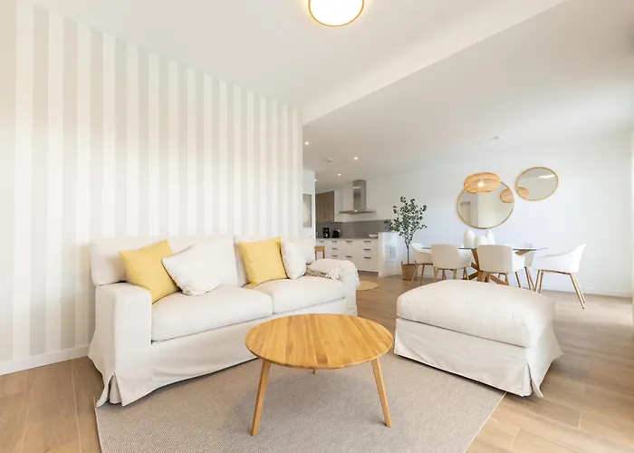 فيلة Serena Homes By Livvo بلايا بلانكا