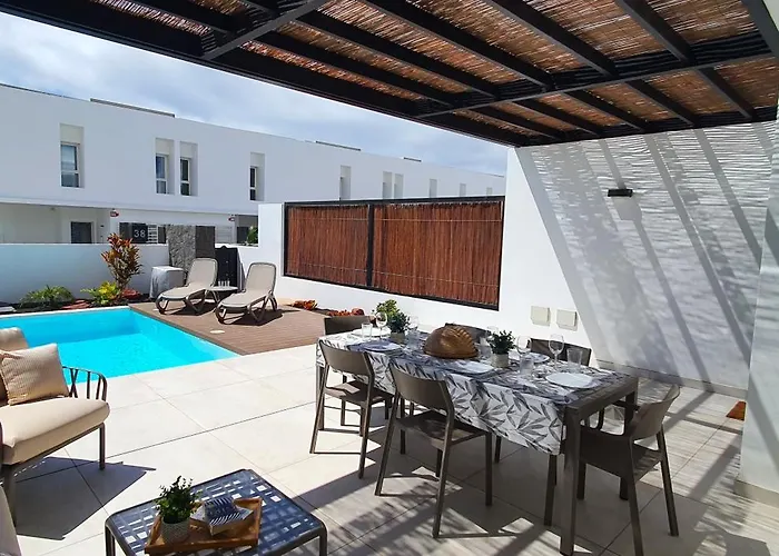 Serena Homes By Livvo * بلايا بلانكا